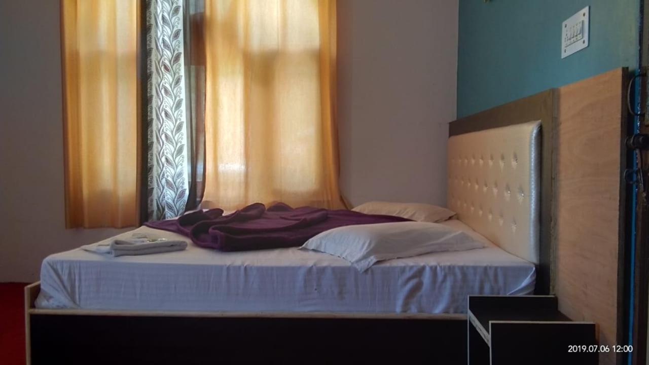 Готель Debbhumi Regency Sangla Екстер'єр фото